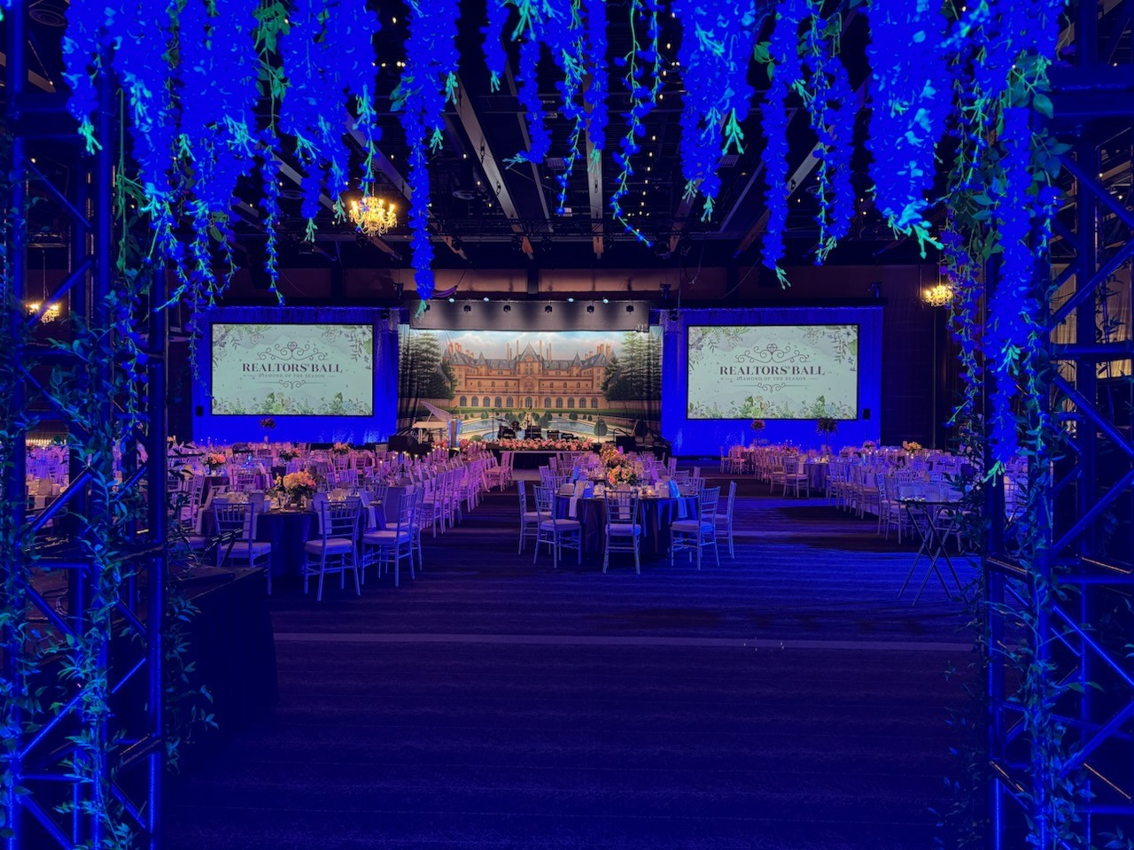 GRAND MANSION EXTERIOR Professional Scenic Bridgerton Backdrop